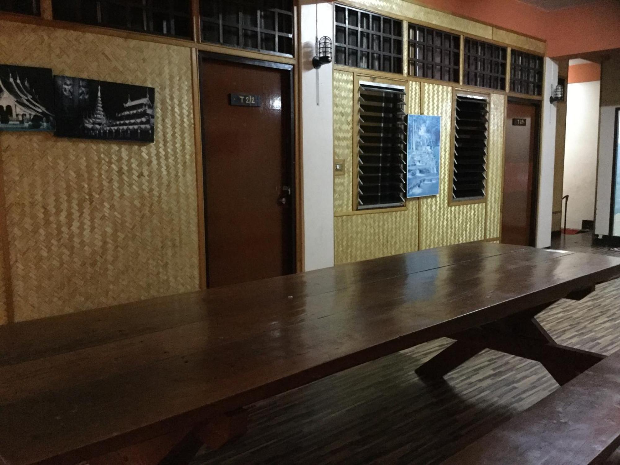 Rose Guest House Чиангмай Экстерьер фото
