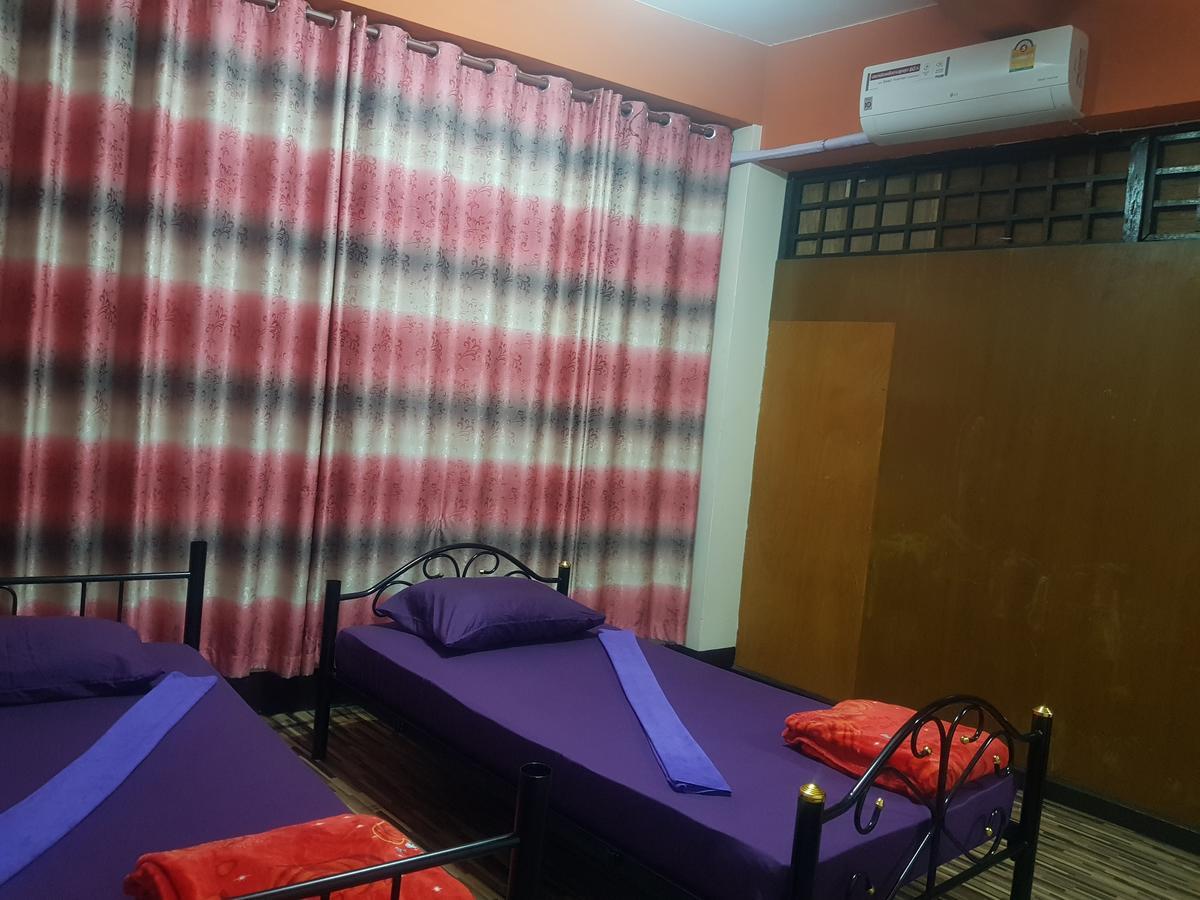 Rose Guest House Чиангмай Экстерьер фото